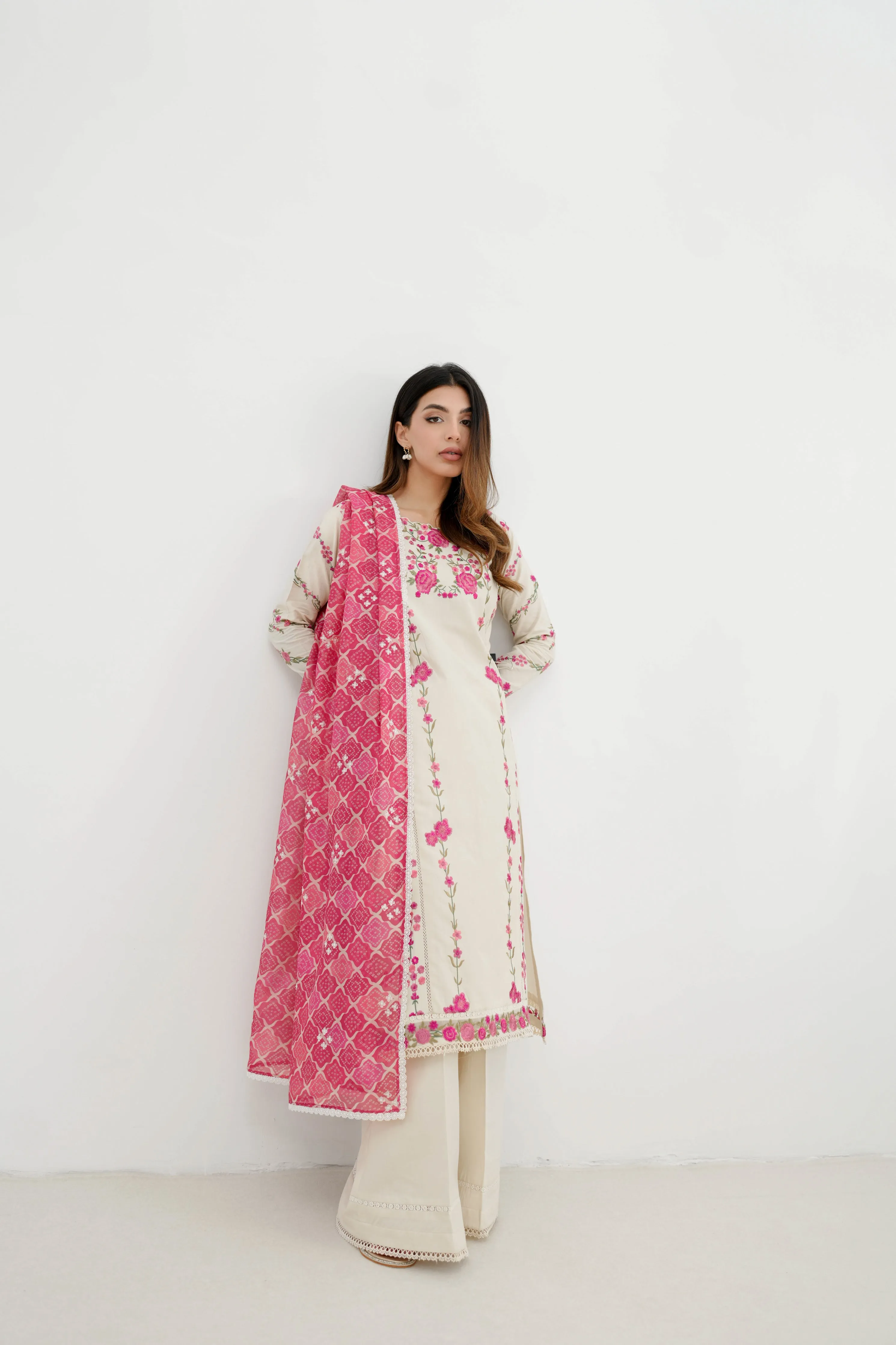 Ivory Roses Embroidered Lawn Set EID UL AZHA ‘24 NEL-24622